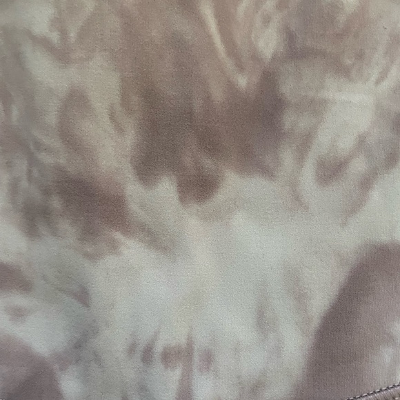 NWT YUNOGA Women's High Waisted Athletic Biker Shorts Gray Pink Tie Dye Size XS - Picture 7 of 11